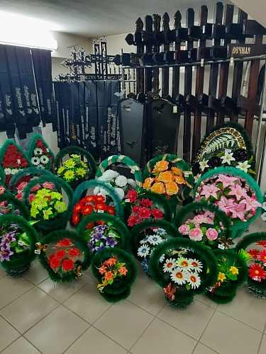 Венки в наличии