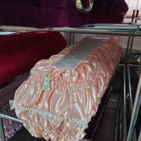 Гроб атлас пурпурный